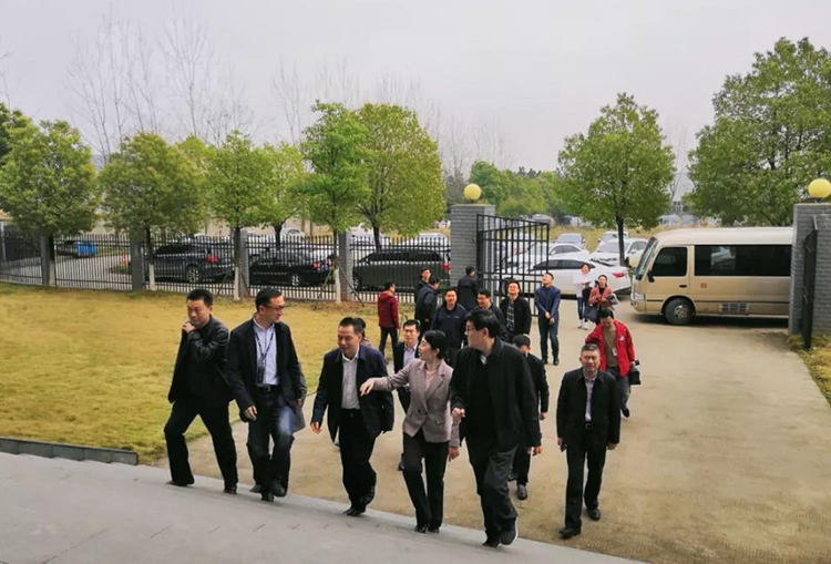 中國工程院李曉紅院長帶隊蒞臨中科天工調(diào)研指導(dǎo)01.jpg